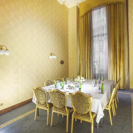 Art Deco Imperial מלון 5*
