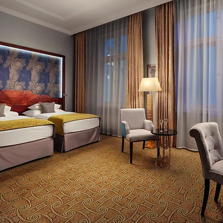 Art Deco Imperial מלון 5*