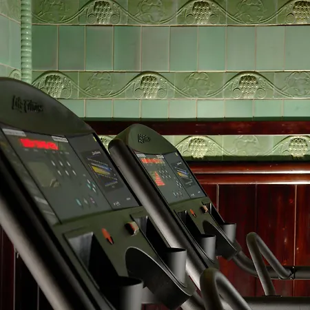 Hotel Art Deco Imperial 5*