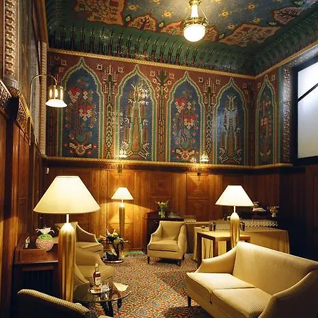 Art Deco Imperial Hotel